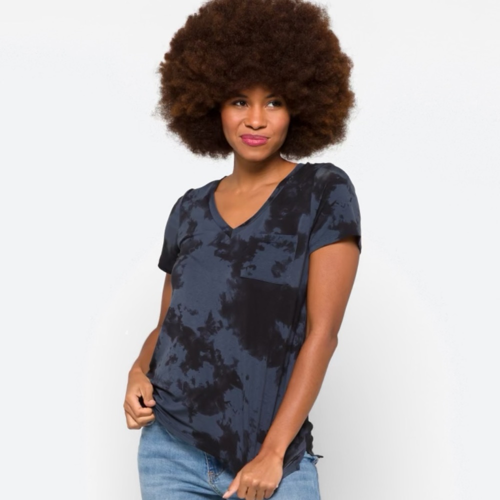 🔹Market & Spruce Hannah Vneck Pocket Tee - Women’s Size Medium🔹